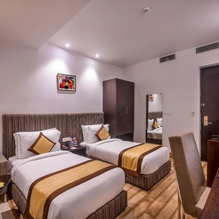 Lords Eco Inn Amritsar Exteriör bild